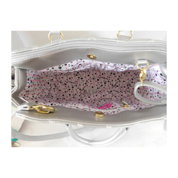 BETSEY JOHNSON DUAL ENTRY SILVER CROSSBODY SATCHEL - Picture 5 of 6